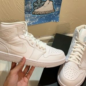 Jordan 1 Triple White(SOLD❌)